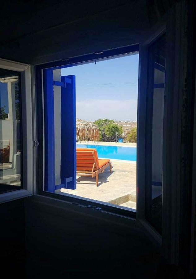 Hostel Nikos *